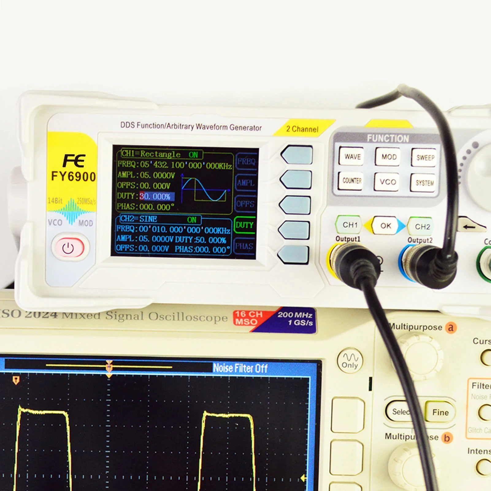 Function Arbitrary Waveform Generator - Générateur de forme d'onde Source de