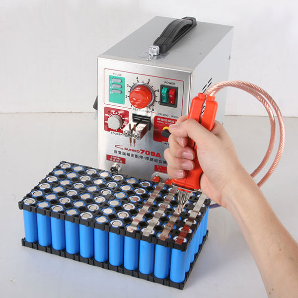 Soudeuse à points SUNKKO 709A  - Spot Welder 18650 Battery Pack avis et prix